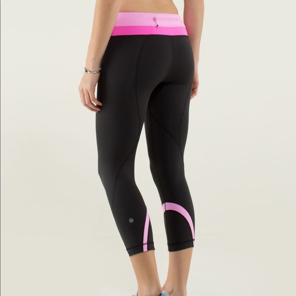 lululemon athletica Pants - Lululemon Contrast Waist Capri Run Tights
